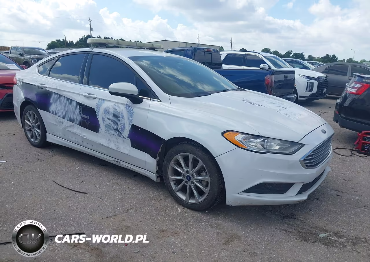 2017 Ford Fusion Hybrid S – zdjęcie 1 z 16