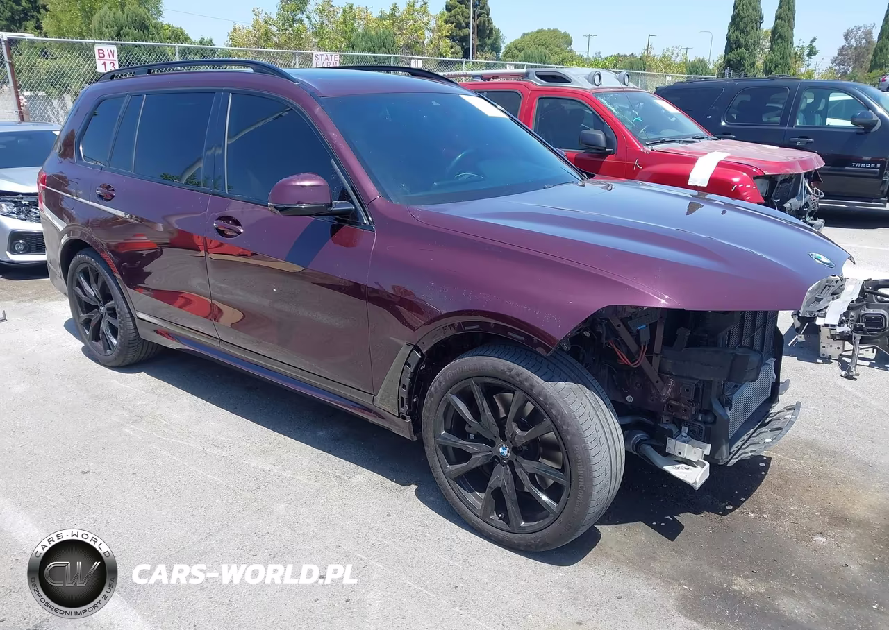 2021 BMW X7 xDrive40I – zdjęcie 1 z 17