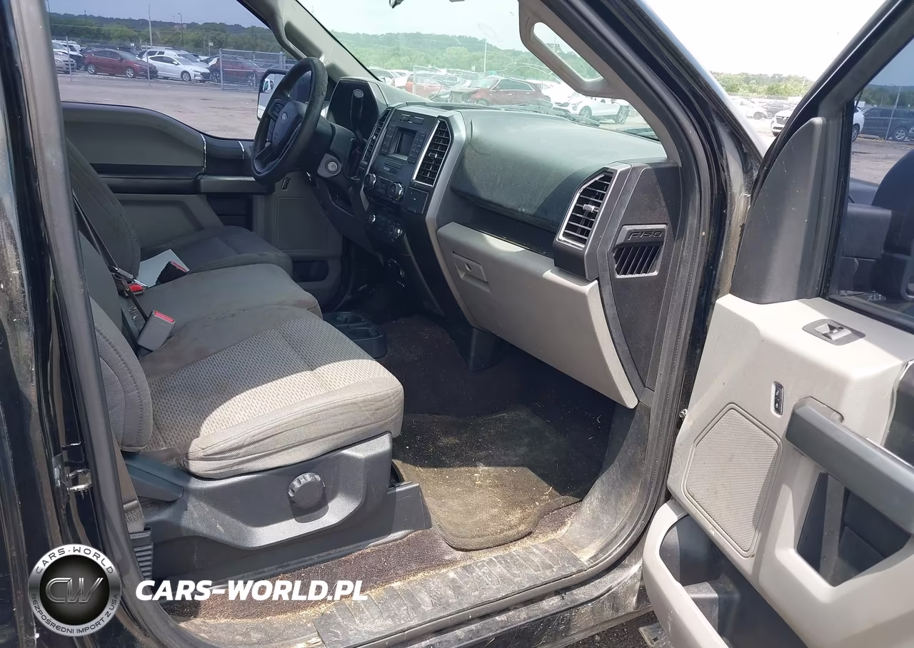 2016 Ford F-150 Xlt VIN:1FTEW1C89GKF17257 - 5