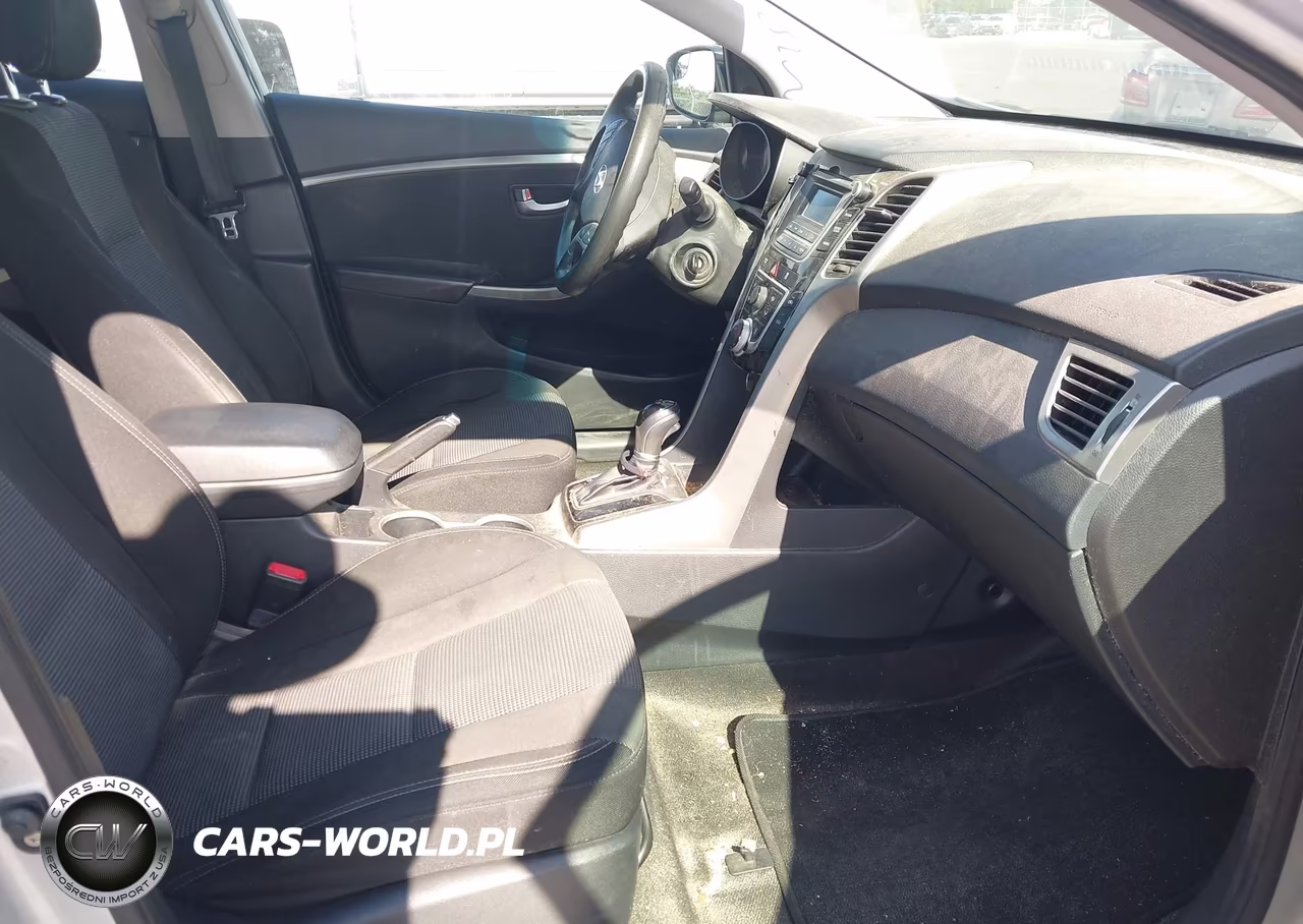 2017 Hyundai Elantra Gt VIN:KMHD35LH3HU350262 - 5