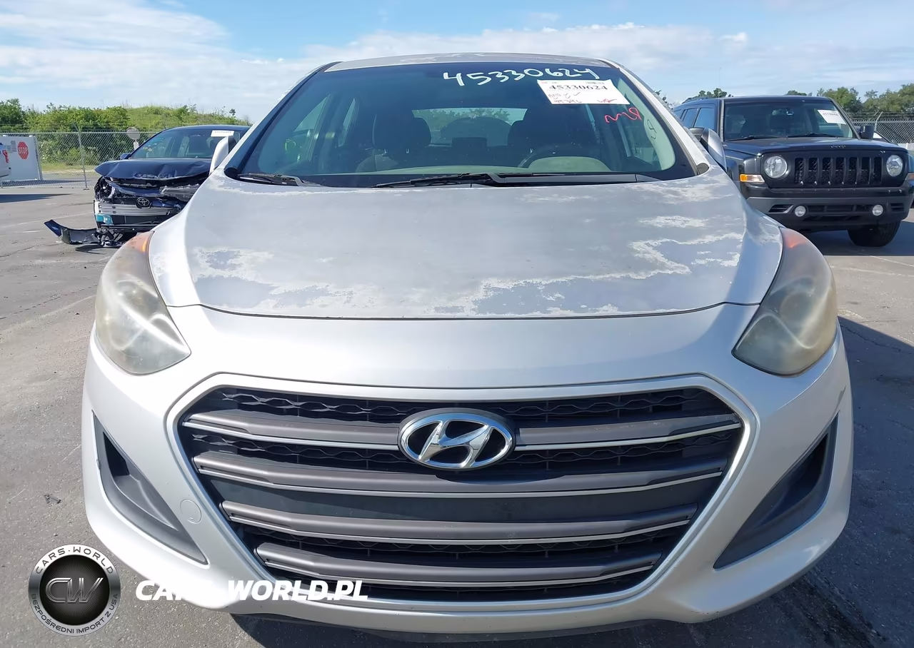 2017 Hyundai Elantra Gt VIN:KMHD35LH3HU350262 - 6