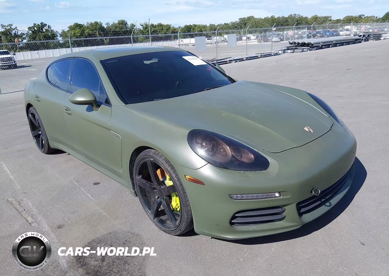 2015 Porsche Panamera 4 – zdjęcie 1 z 21