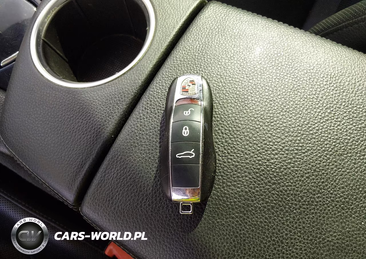 2015 Porsche Panamera 4 VIN:WP0AA2A71FL001495 - 11