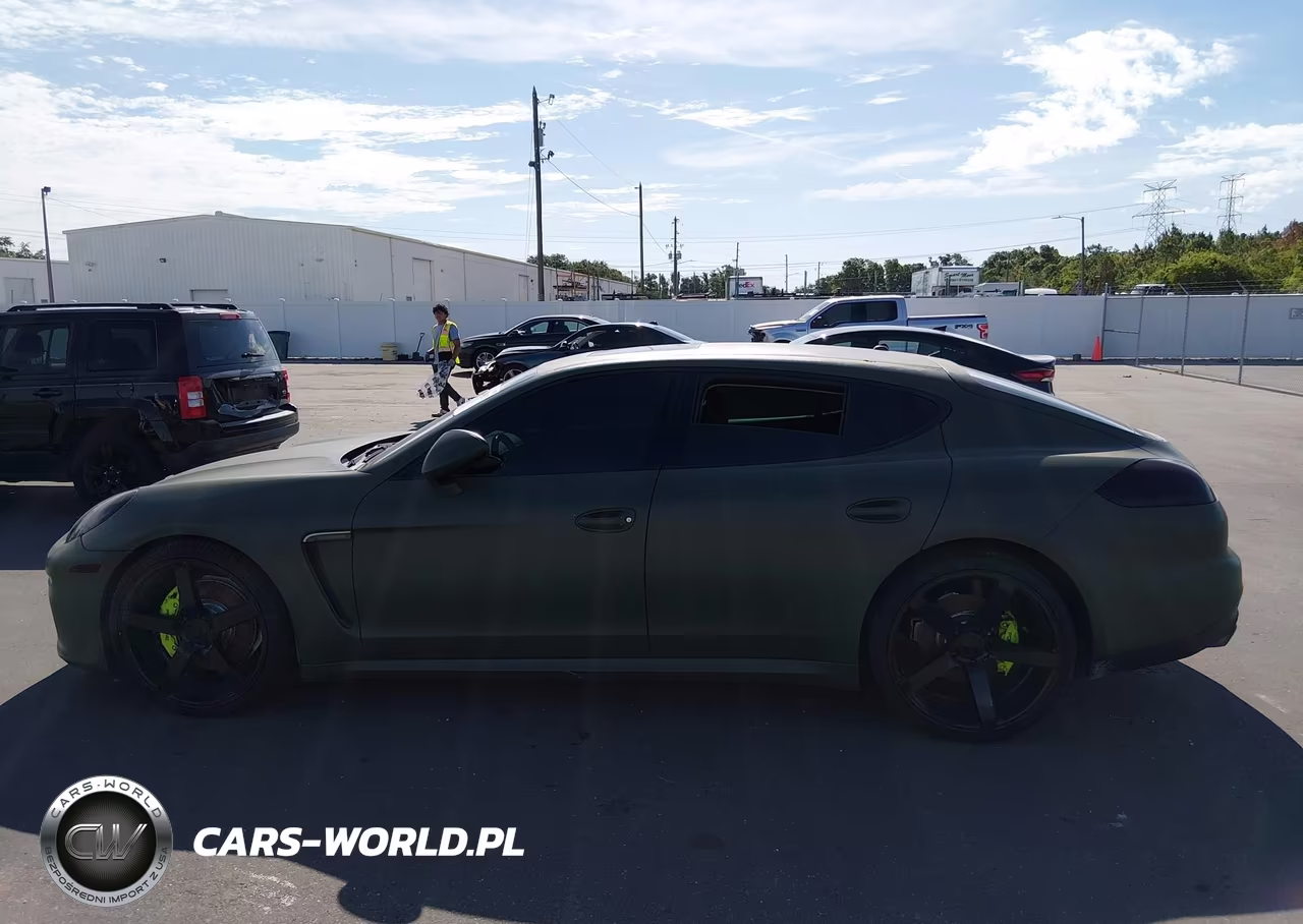2015 Porsche Panamera 4 VIN:WP0AA2A71FL001495 - 14