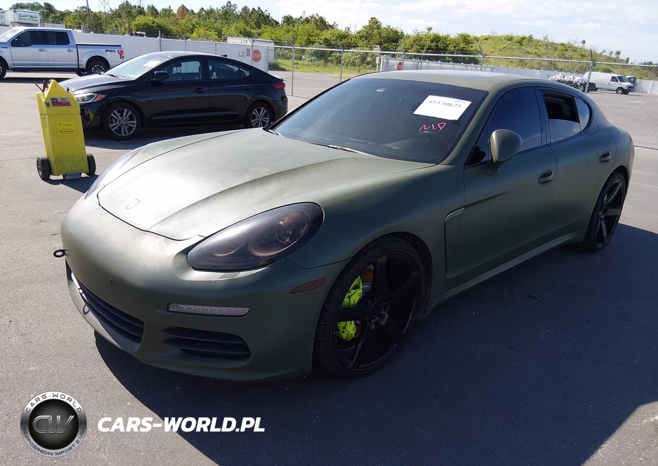 2015 Porsche Panamera 4 VIN:WP0AA2A71FL001495 - 2