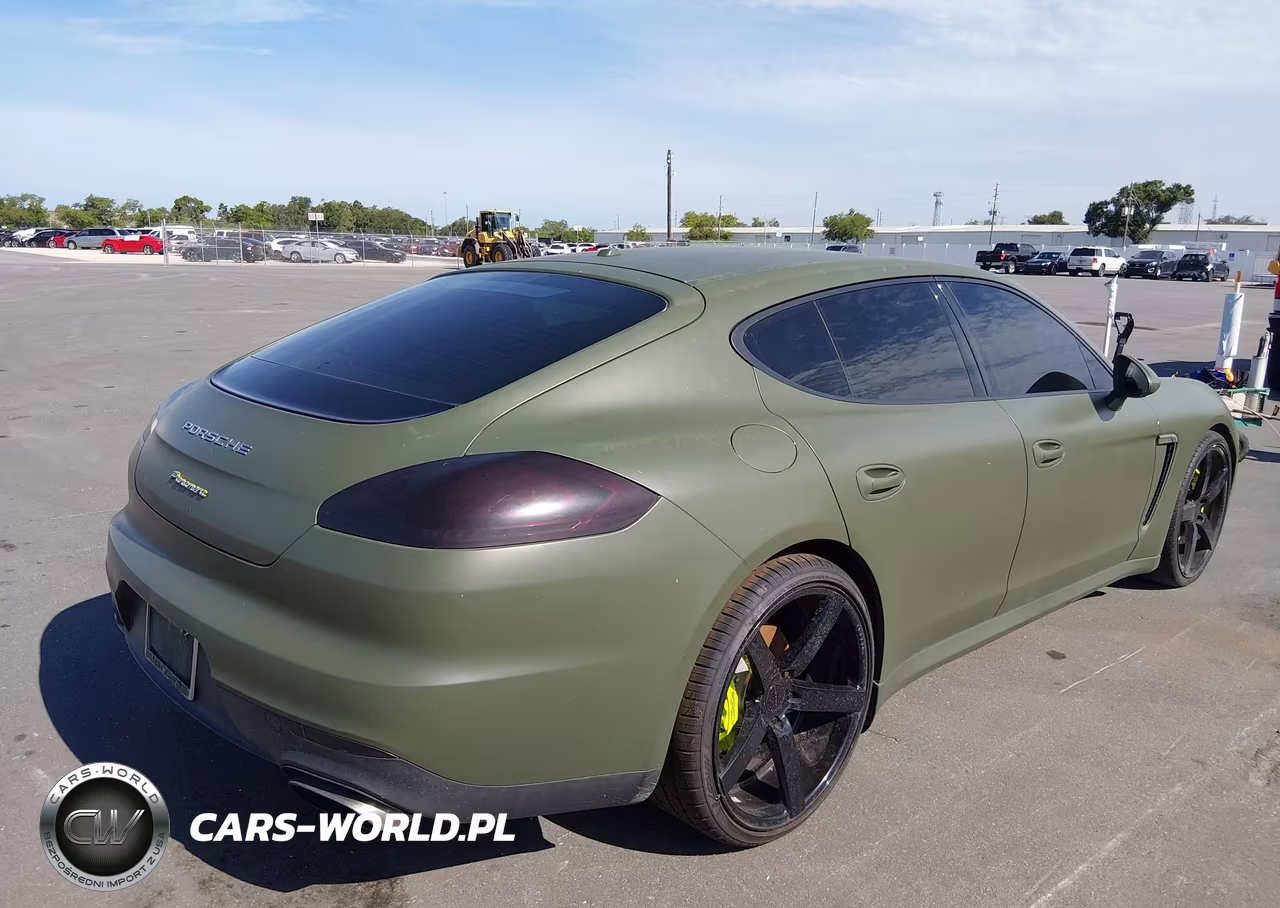 2015 Porsche Panamera 4 VIN:WP0AA2A71FL001495 - 4