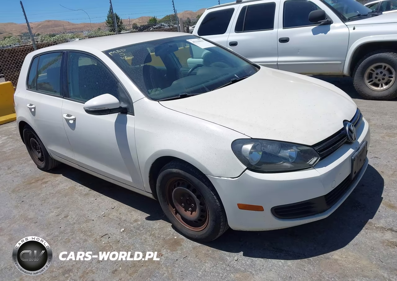 2011 Volkswagen Golf 2.5L 4-Door