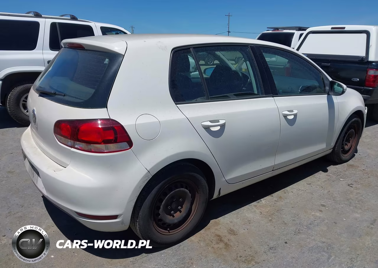 2011 Volkswagen Golf 2.5L 4-Door VIN:WVWDB7AJ8BW229621 - 4