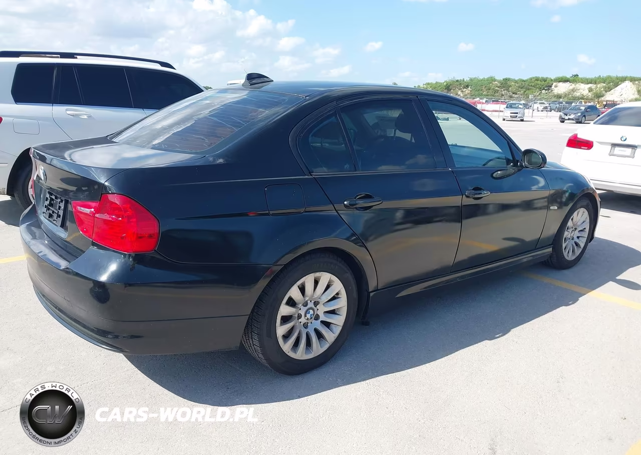 2009 BMW 328I VIN:WBAPH77599NM27420 - 4