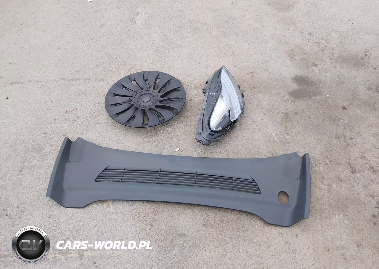 2025 Tesla Model Y Long Range Dual Motor Rear-Wheel Drive VIN:7SAYGDED1SF311476 - 11