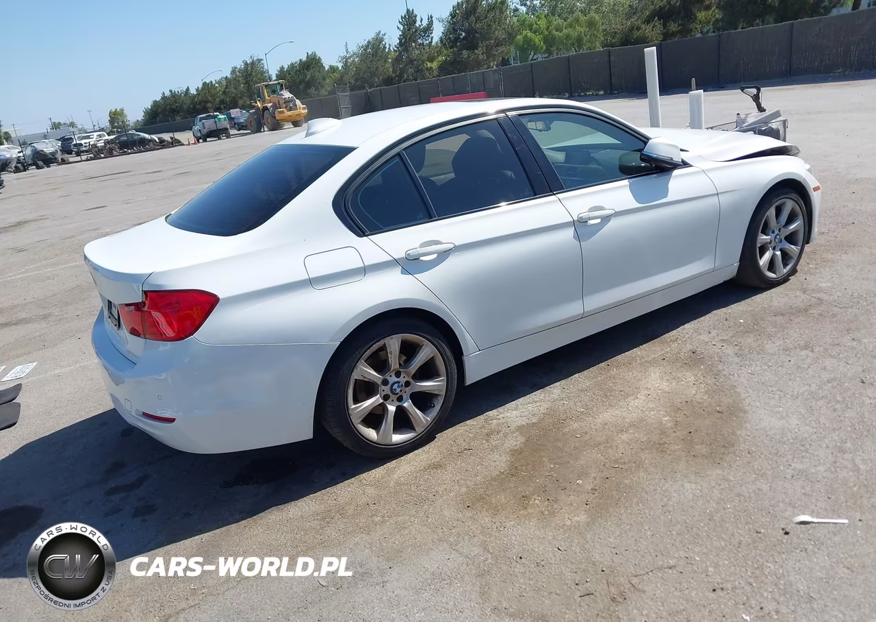 2015 BMW 320I VIN:WBA3B1G5XFNT06226 - 4