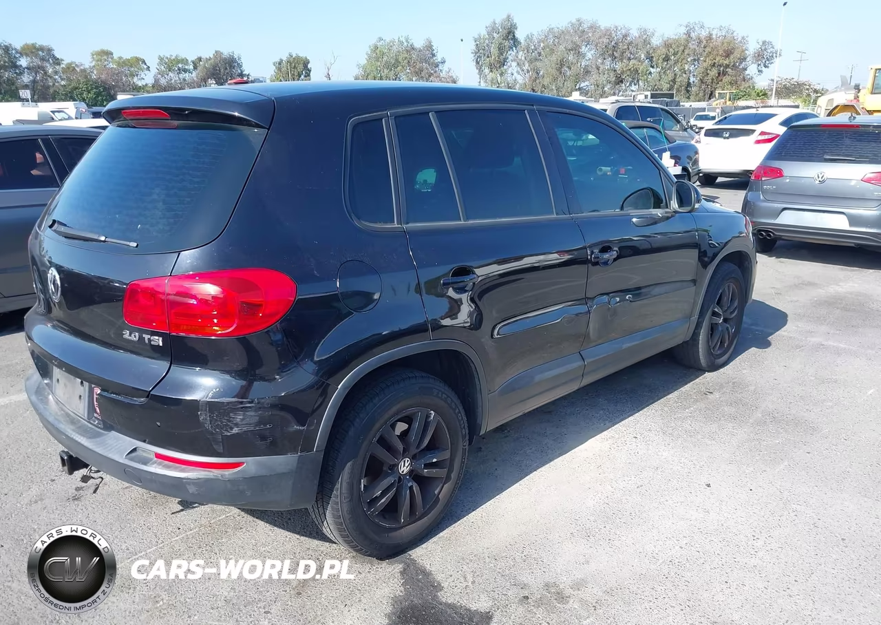 2012 Volkswagen Tiguan Le VIN:WVGAV7AX2CW577622 - 4