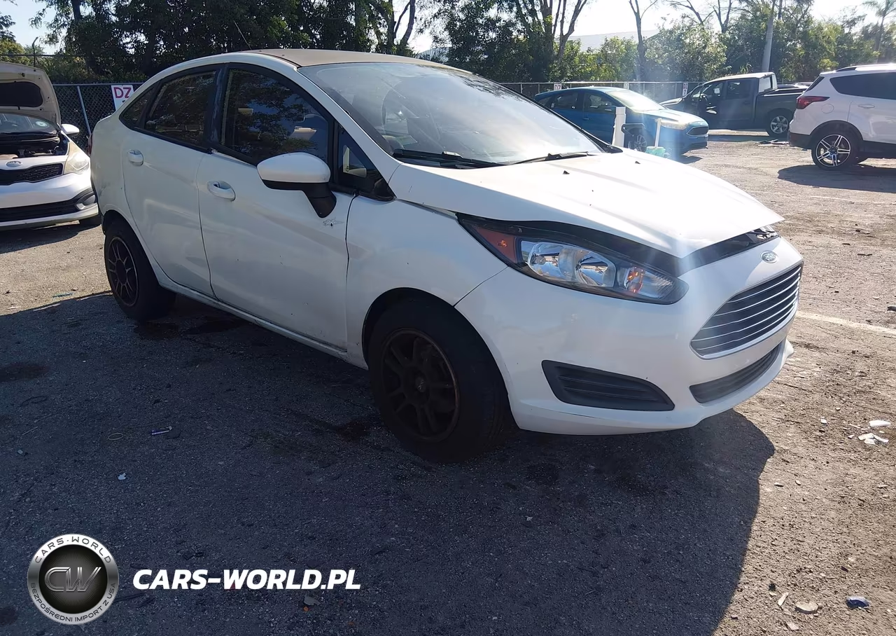 2016 Ford Fiesta Se – zdjęcie 1 z 12
