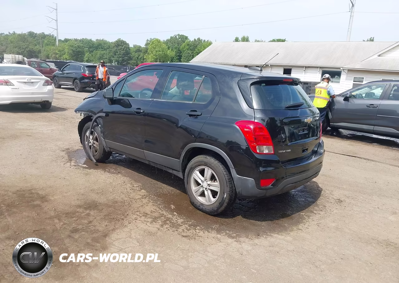 2018 Chevrolet Trax Ls VIN:3GNCJNSB4JL203362 - 3