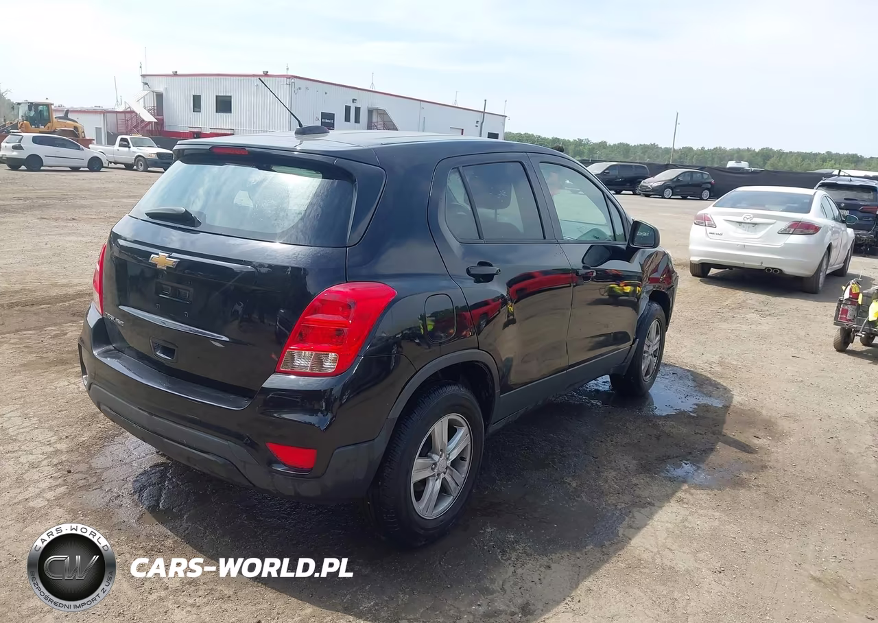 2018 Chevrolet Trax Ls VIN:3GNCJNSB4JL203362 - 4