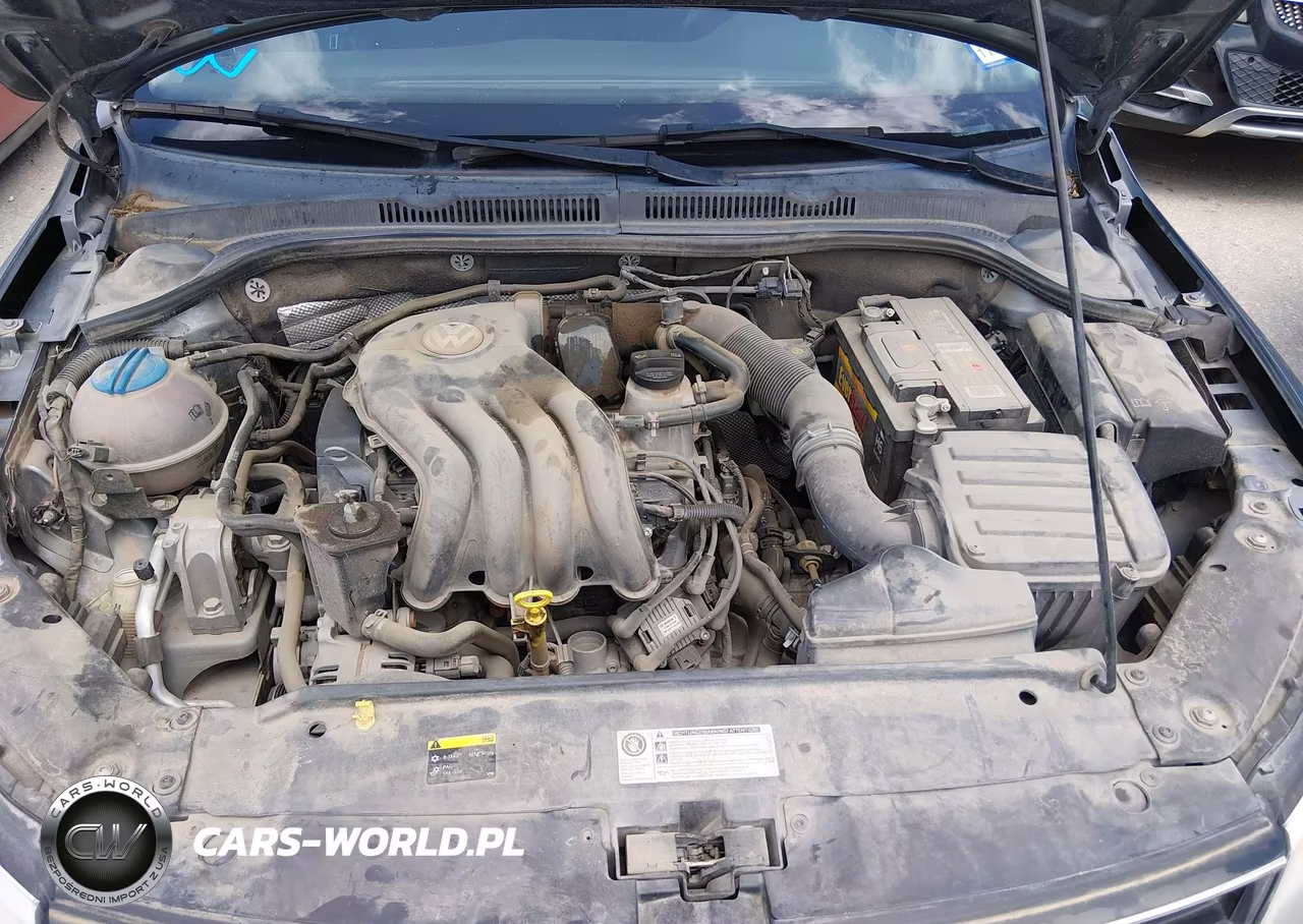 2015 Volkswagen Jetta 2.0L S VIN:3VW2K7AJ6FM310577 - 10