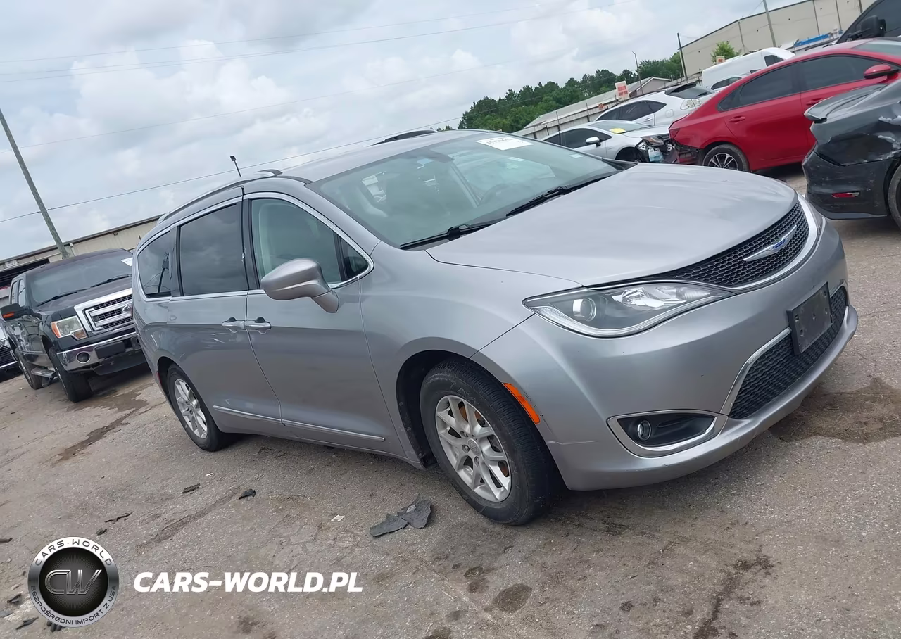 2020 Chrysler Pacifica Touring L