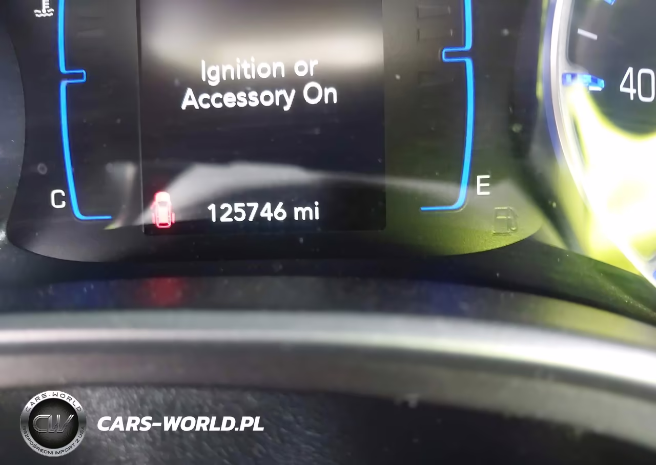 2020 Chrysler Pacifica Touring L VIN:2C4RC1BGXLR123510 - 15