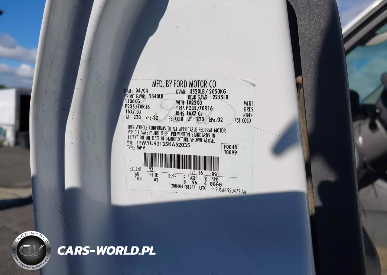 FORD ESCAPE VIN:1FMYU93135KA52035 - 9