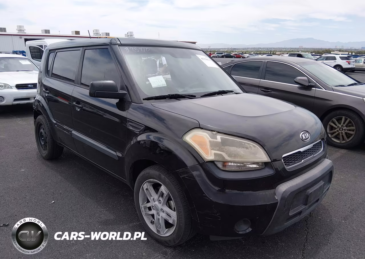 2011 Kia Soul +