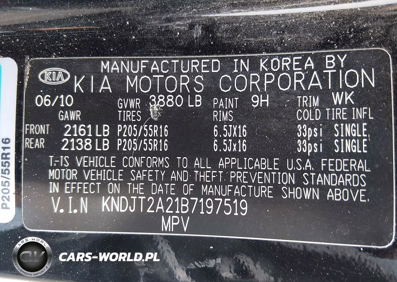 2011 Kia Soul + VIN:KNDJT2A21B7197519 - 9