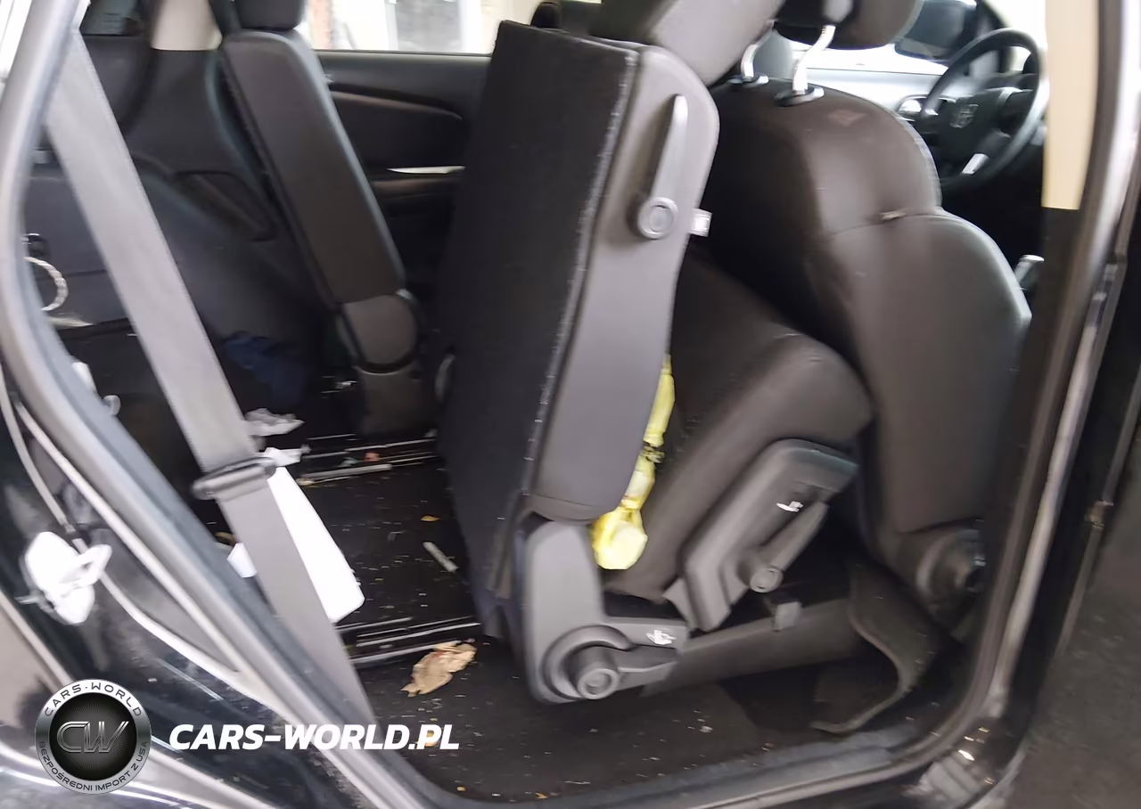 2018 Dodge Journey Se VIN:3C4PDCAB5JT384575 - 8