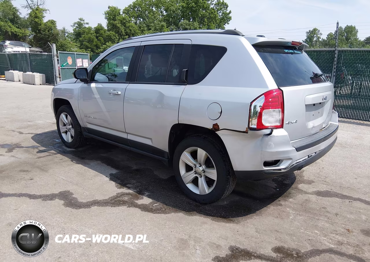 2013 Jeep Compass Sport VIN:1C4NJDBB0DD177316 - 3