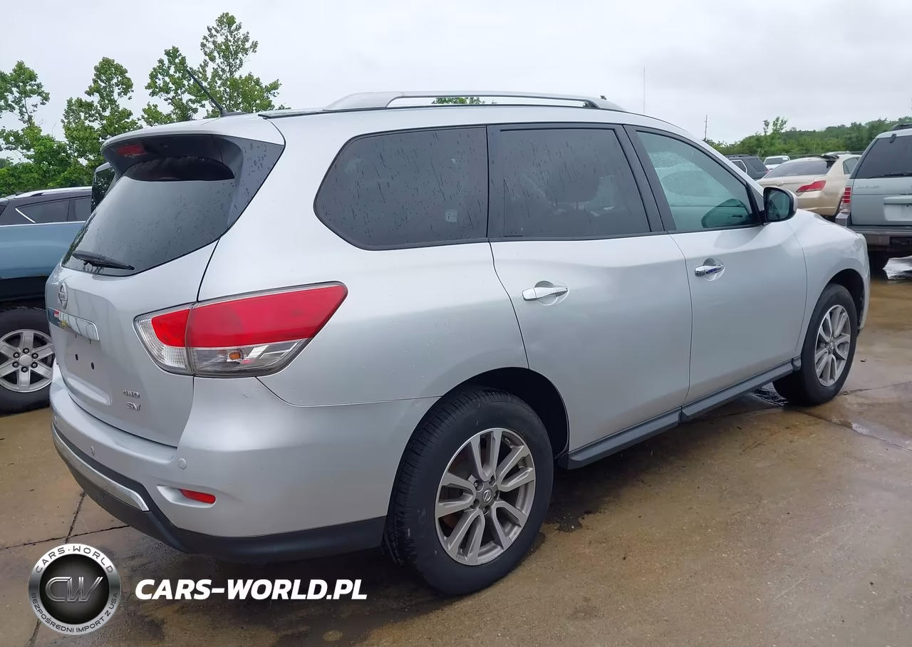 2016 Nissan Pathfinder Platinum-S-Sl-Sv VIN:5N1AR2MM0GC603926 - 4