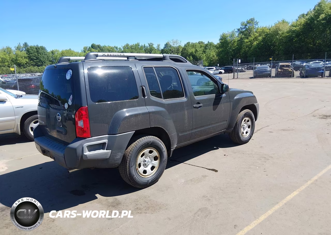 2011 Nissan Xterra X VIN:5N1AN0NW7BC517067 - 4