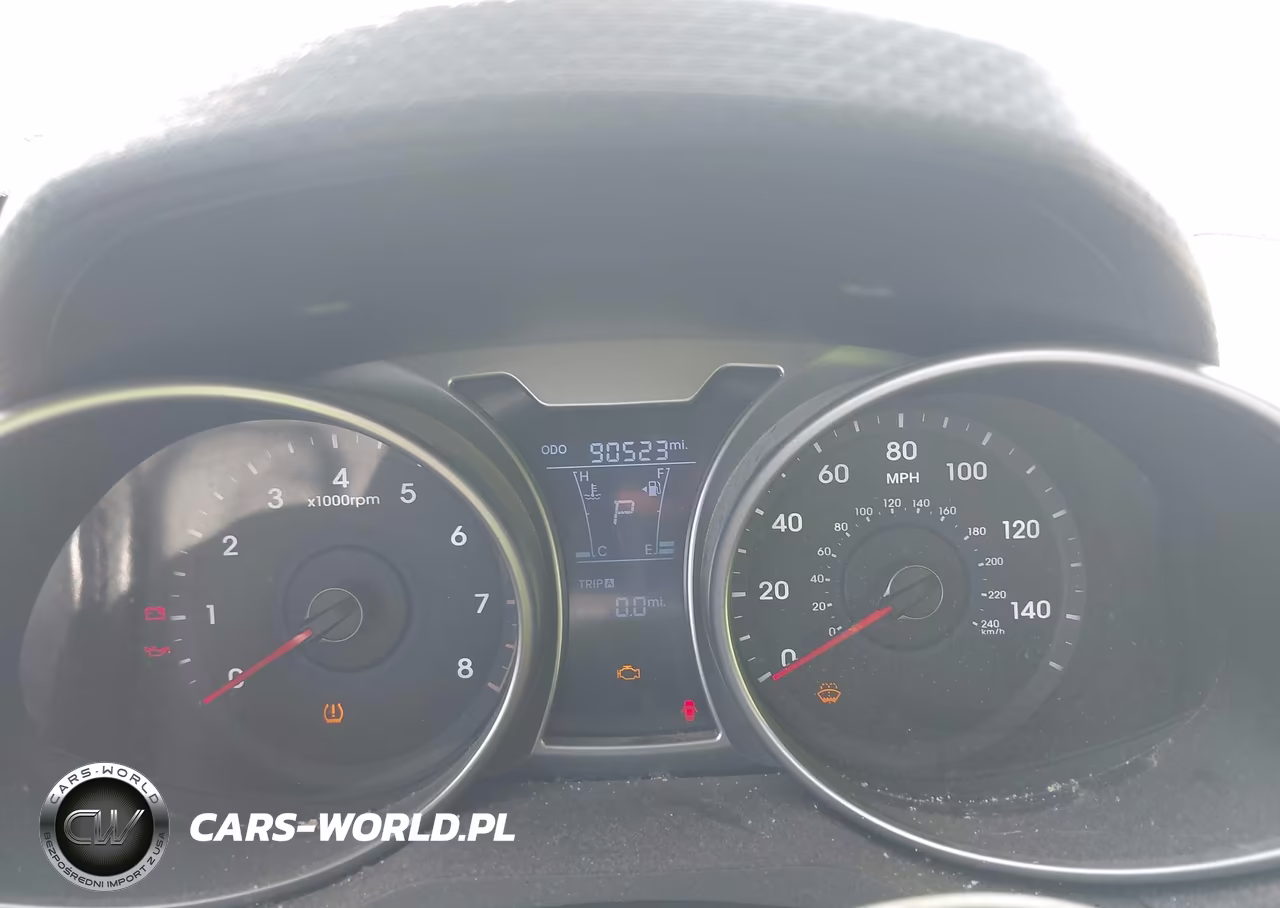 2015 Hyundai Veloster Flex VIN:KMHTC6AD9FU218573 - 7