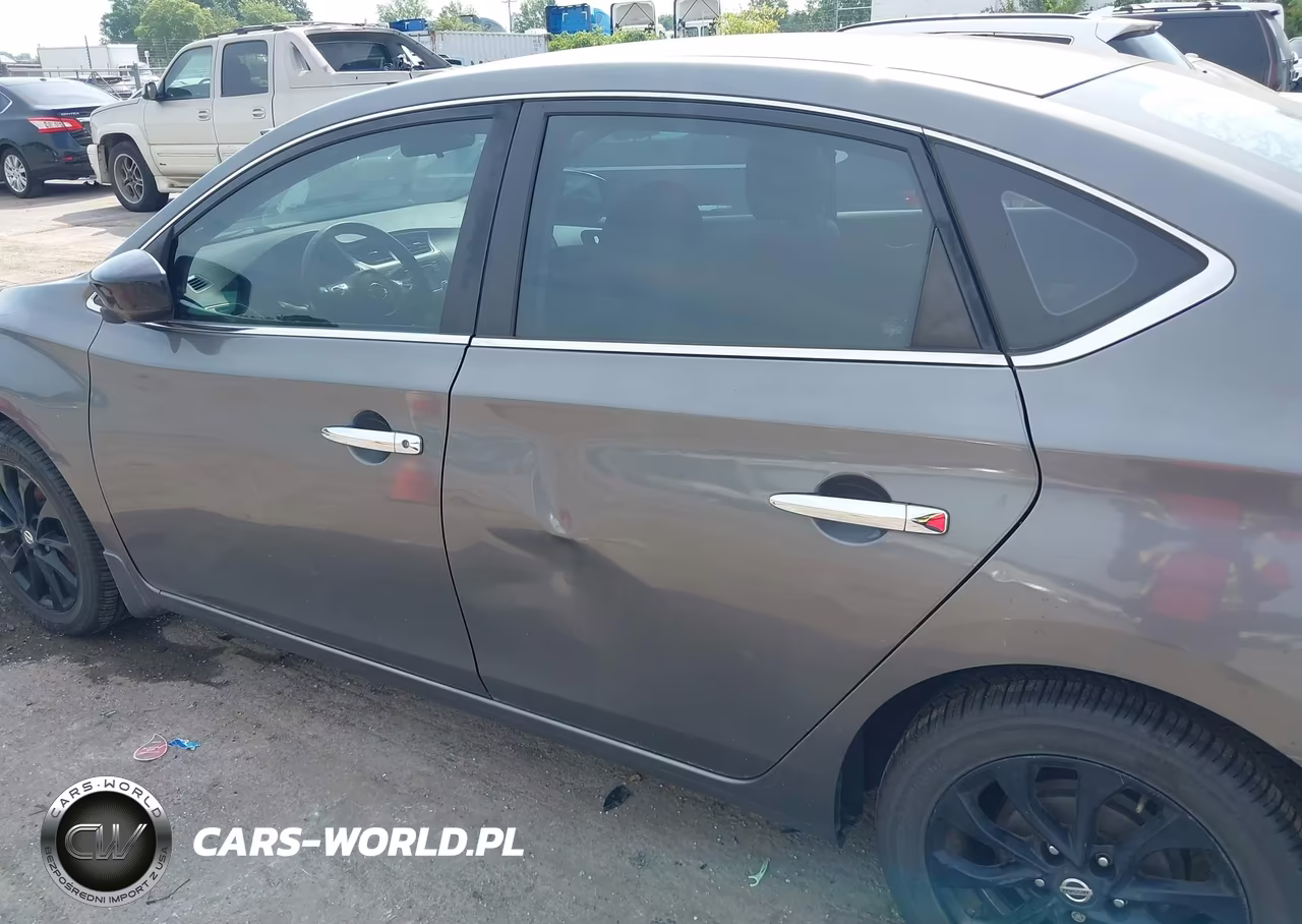 2018 Nissan Sentra S VIN:3N1AB7AP6JY335034 - 12
