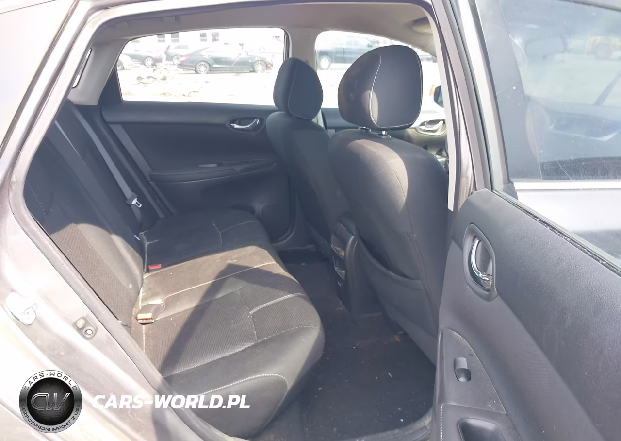 2018 Nissan Sentra S VIN:3N1AB7AP6JY335034 - 8