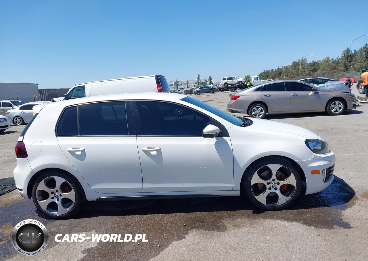 2012 Volkswagen Gti 4-Door VIN:WVWHD7AJ8CW204702 - 14