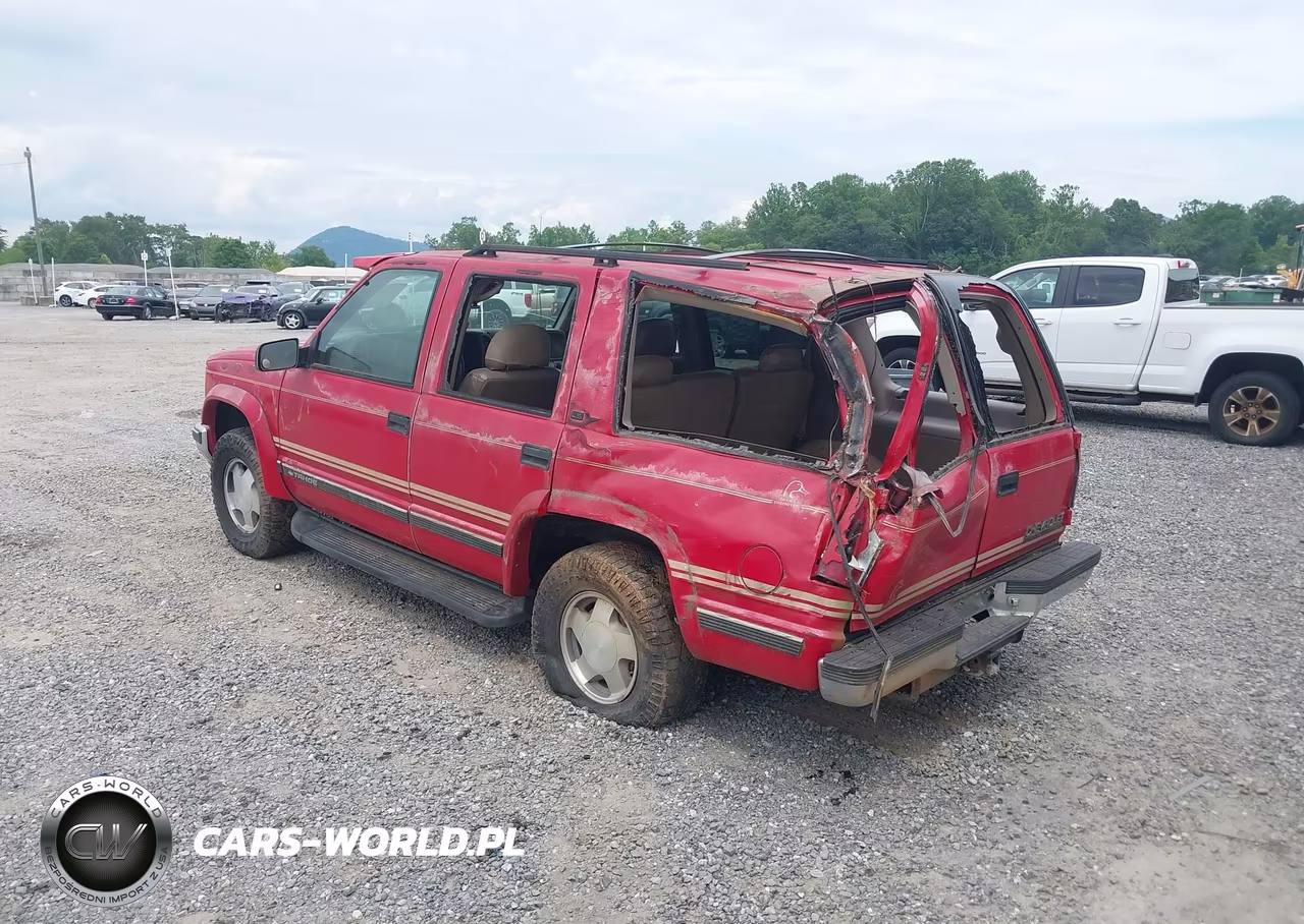 1999 Chevrolet Tahoe Ls VIN:1GNEK13R4XJ345351 - 3
