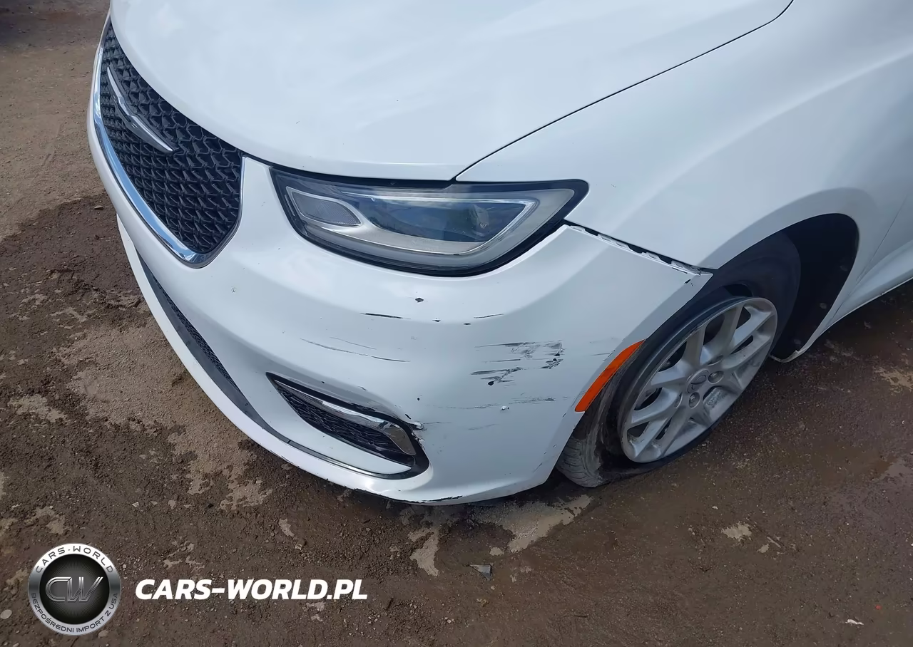 2022 Chrysler Pacifica Touring L VIN:2C4RC1BG4NR169692 - 17