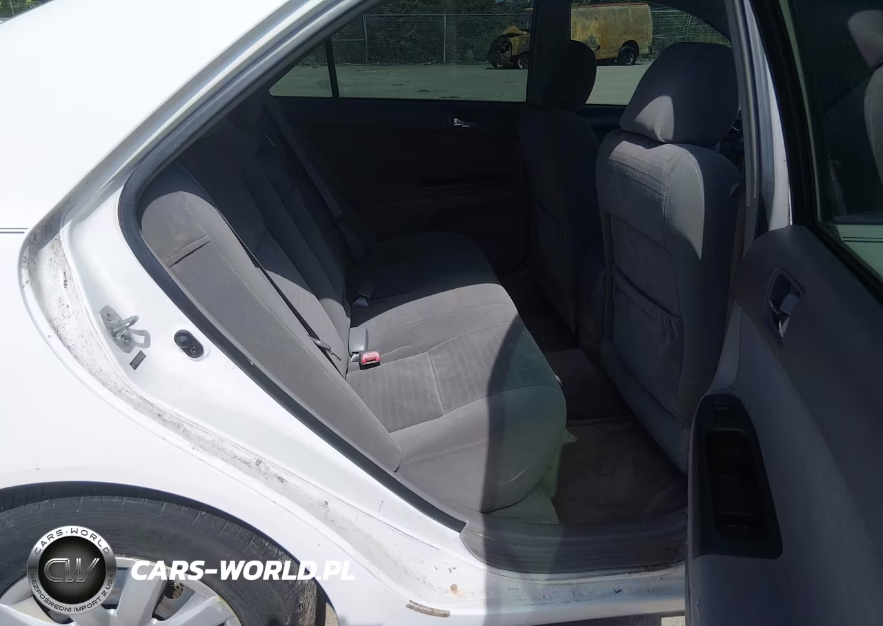 2005 Toyota Camry Le VIN:4T1BE32K95U428154 - 8