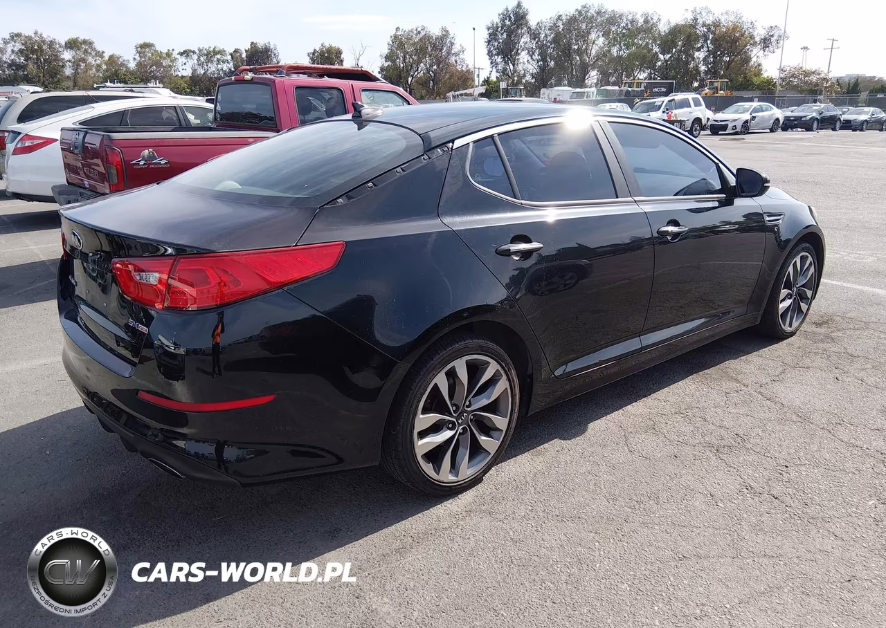 2015 Kia Optima Sx VIN:5XXGR4A73FG493722 - 4