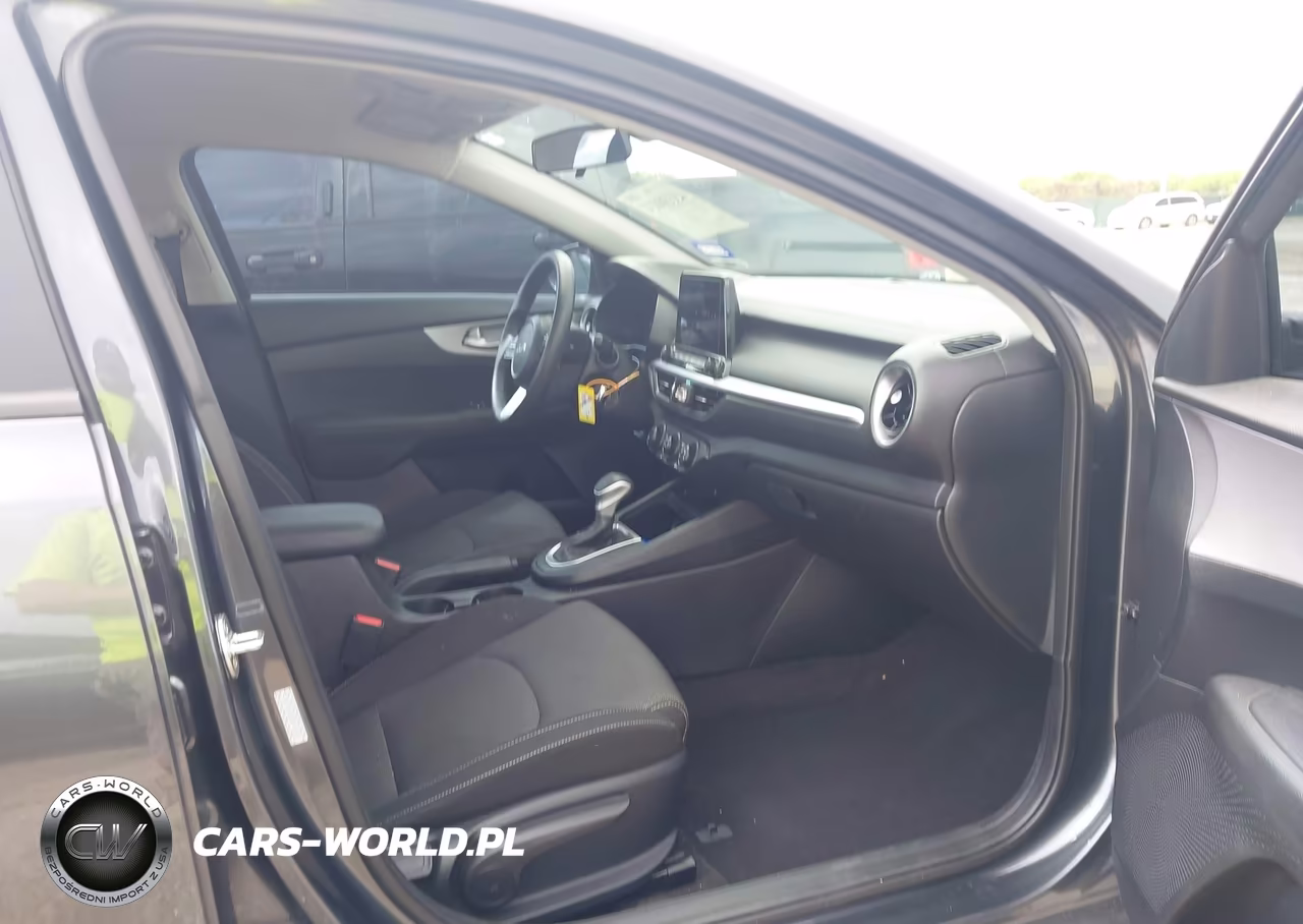 2024 Kia Forte Lxs VIN:3KPF24ADXRE771289 - 5