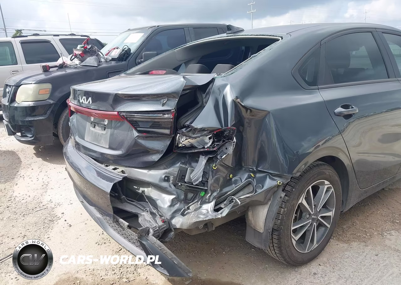 2024 Kia Forte Lxs VIN:3KPF24ADXRE771289 - 6