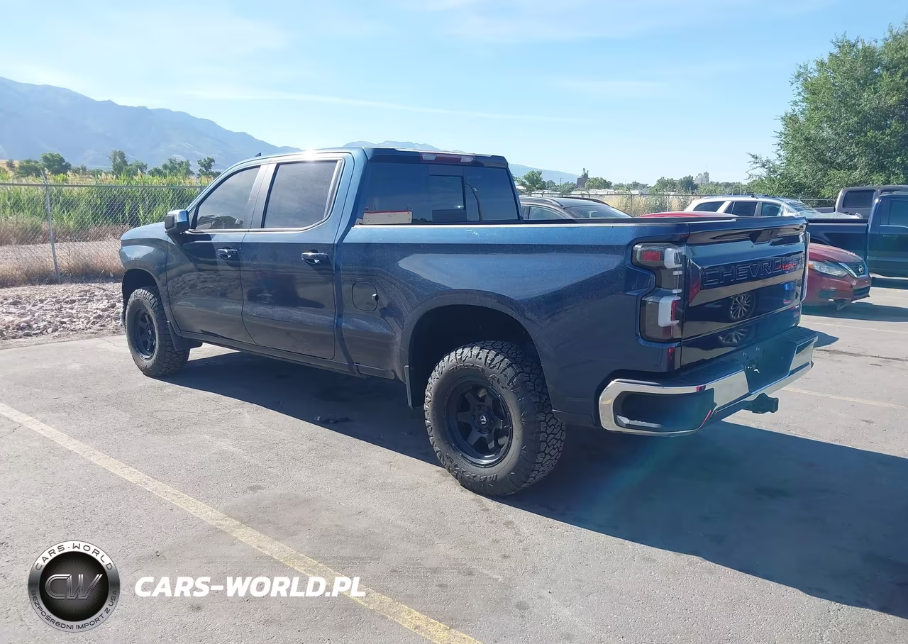 2020 Chevrolet Silverado 1500 Lt VIN:1GCUYDED0LZ120135 - 3