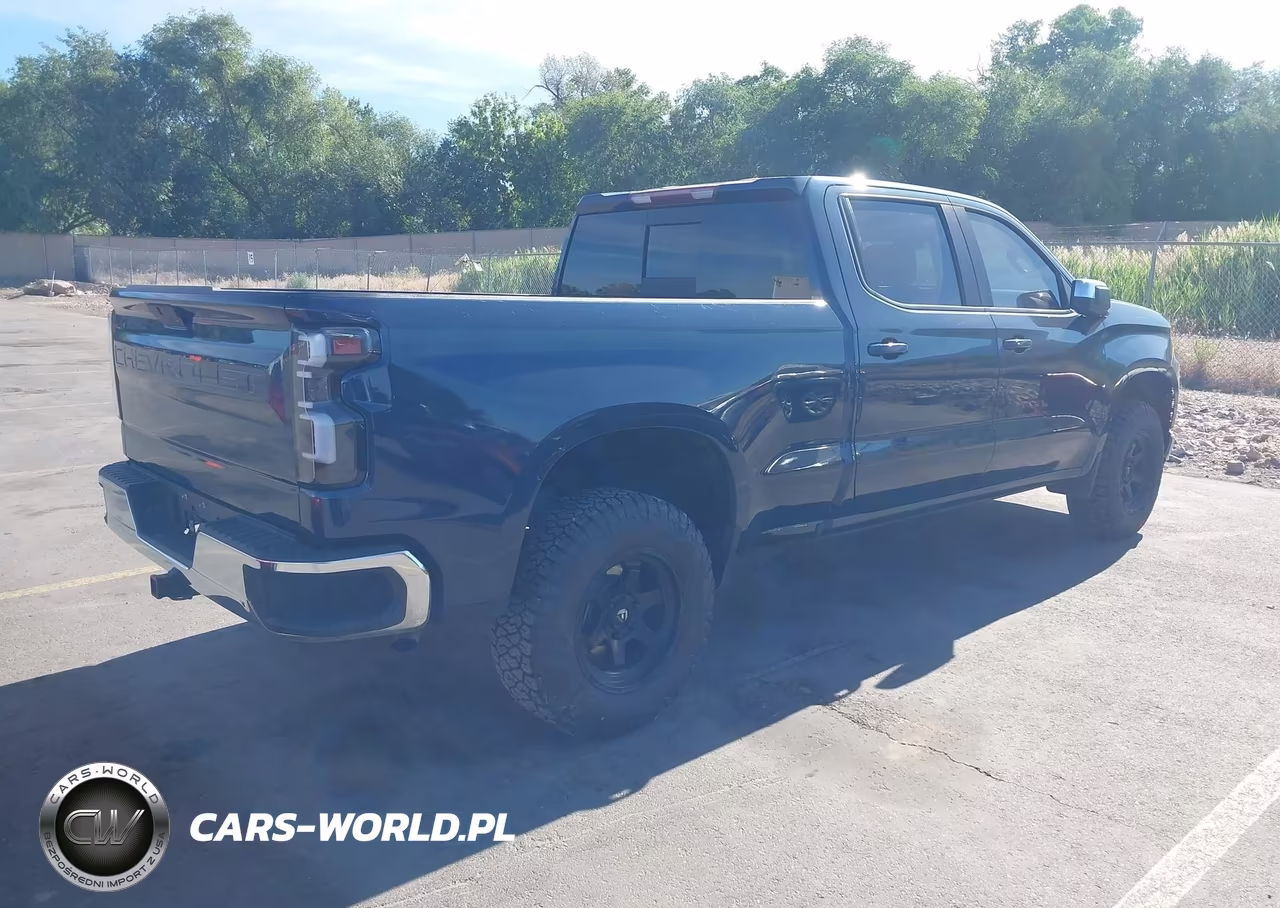 2020 Chevrolet Silverado 1500 Lt VIN:1GCUYDED0LZ120135 - 4