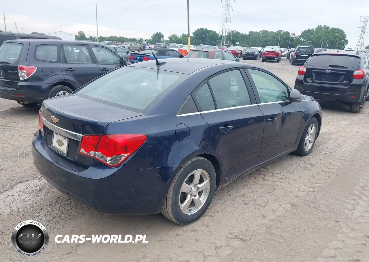 2011 Chevrolet Cruze Ls VIN:1G1PD5SH8B7212862 - 4
