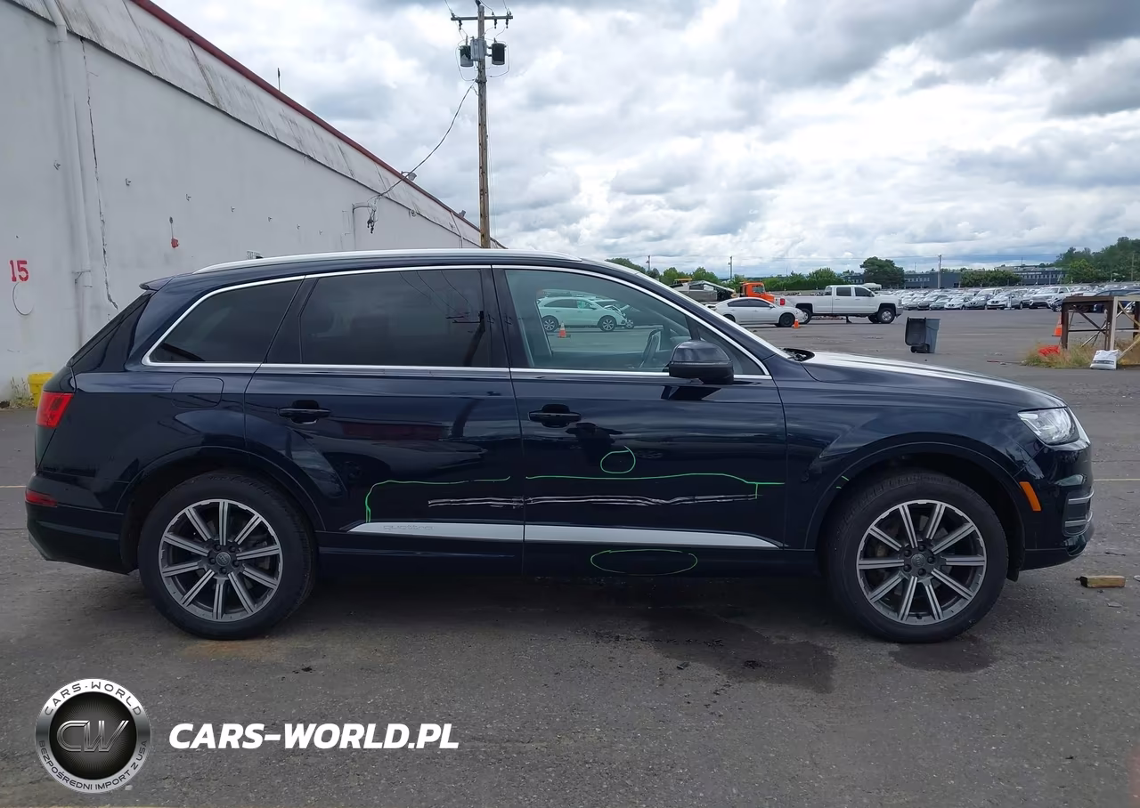 2017 Audi Q7 3.0T Premium VIN:WA1LAAF76HD027786 - 13