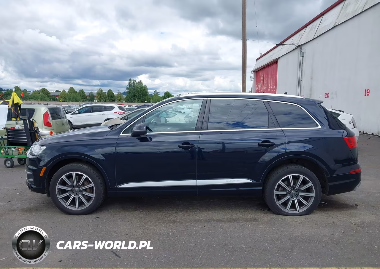 2017 Audi Q7 3.0T Premium VIN:WA1LAAF76HD027786 - 14