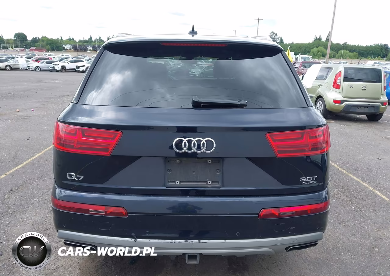2017 Audi Q7 3.0T Premium VIN:WA1LAAF76HD027786 - 16