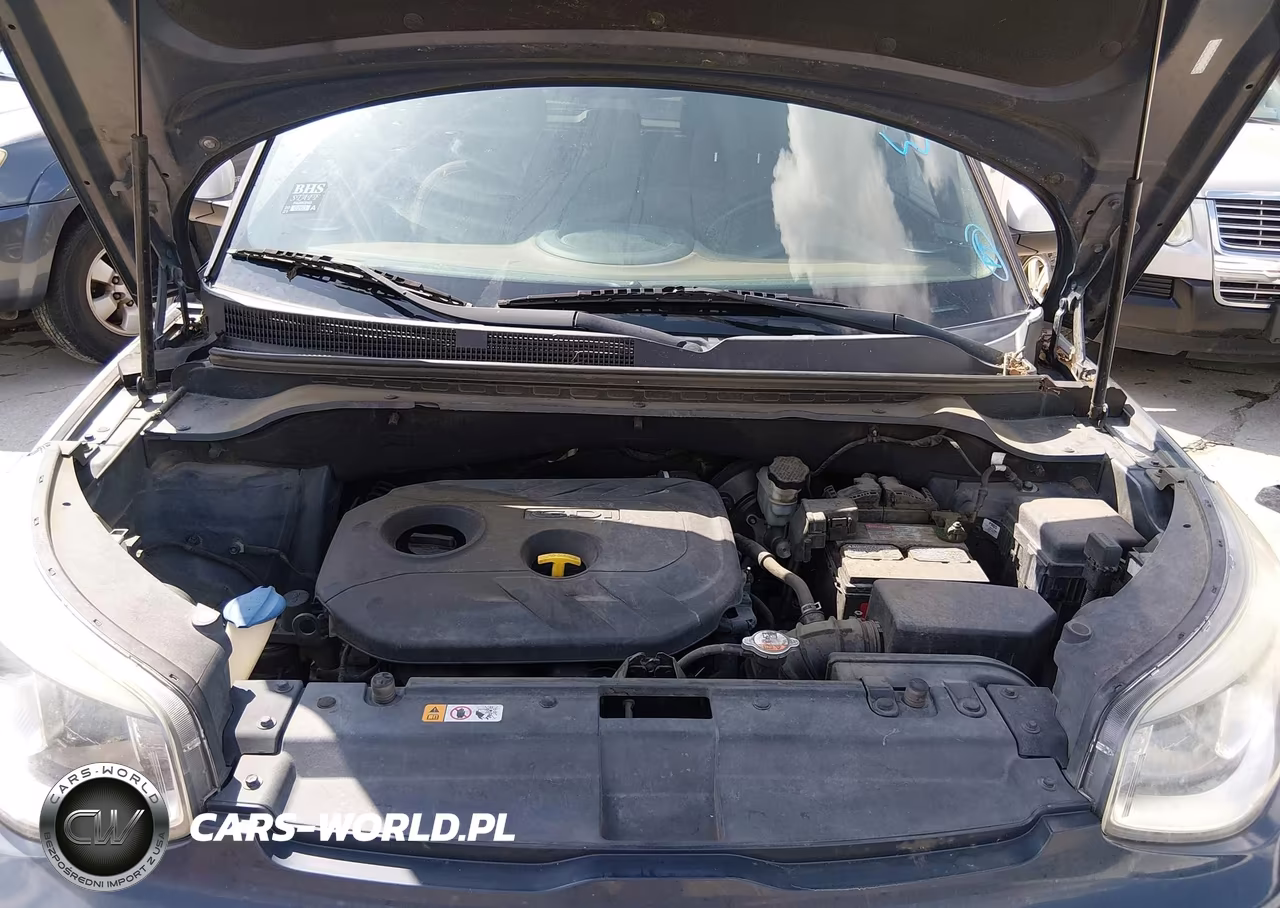 2016 Kia Soul + VIN:KNDJP3A57G7270615 - 10