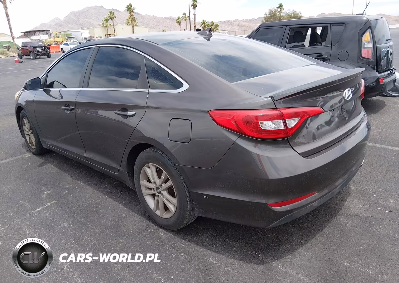2015 Hyundai Sonata Se VIN:5NPE24AF0FH026913 - 3