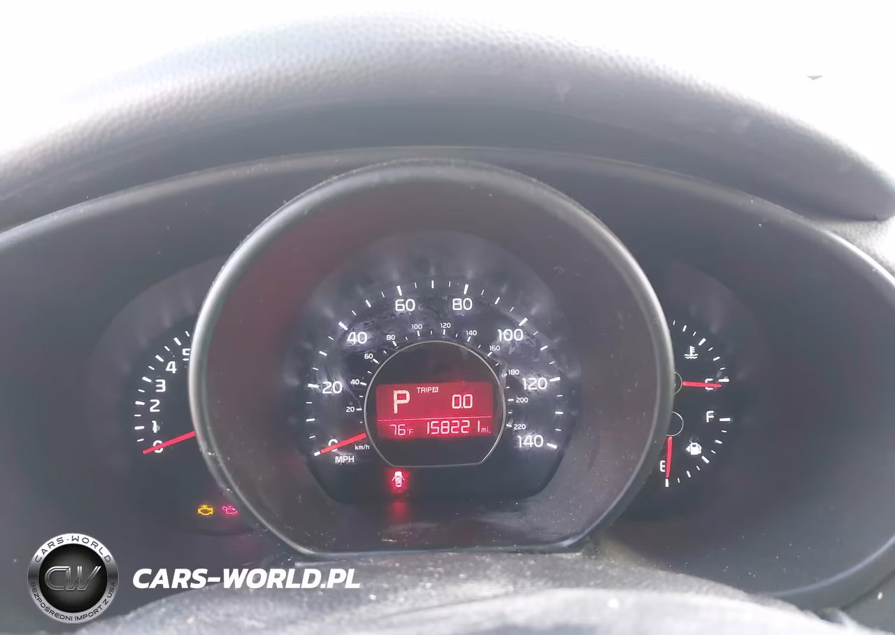 2016 Kia Soul + VIN:KNDJP3A56G7317875 - 7