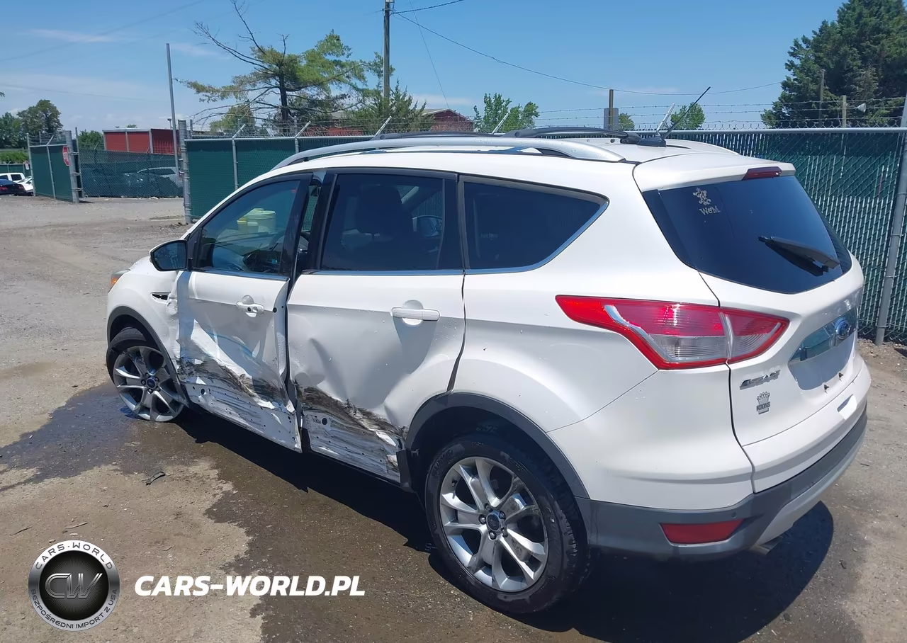 2015 Ford Escape Titanium VIN:1FMCU0J90FUA57892 - 3