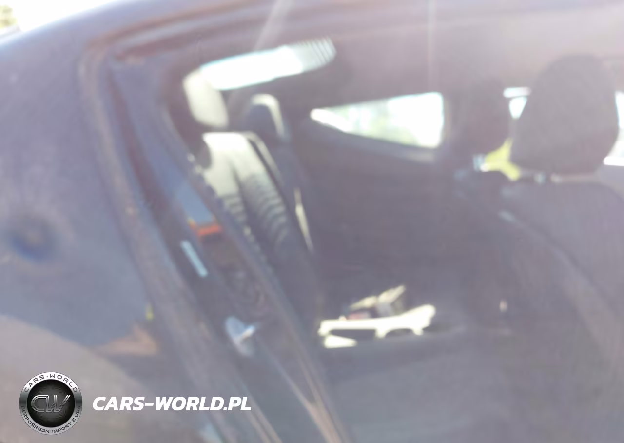 2015 Hyundai Veloster Turbo VIN:KMHTC6AE5FU234441 - 8